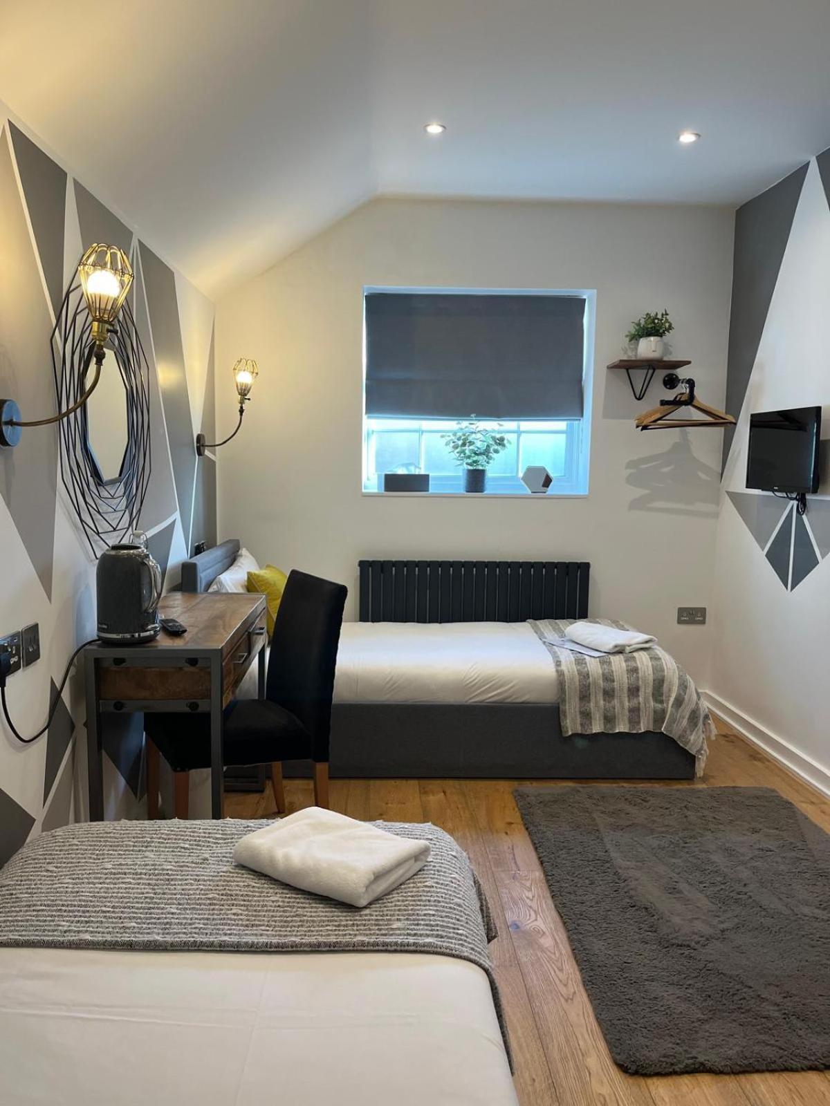 The Cherry Tree Hotel Kingston Blount Extérieur photo